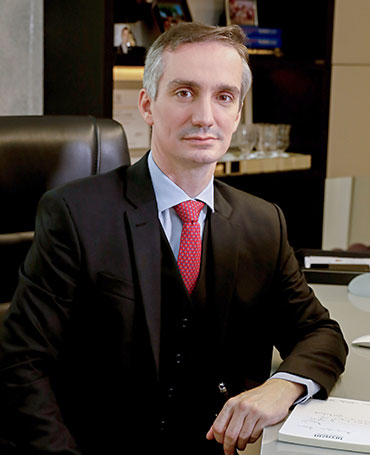 Dr-Dimitri-Cardoso-Dimatos